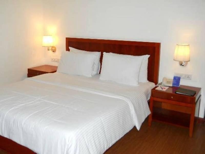 Royal Sarovar Portico Siliguri Zewnętrze zdjęcie