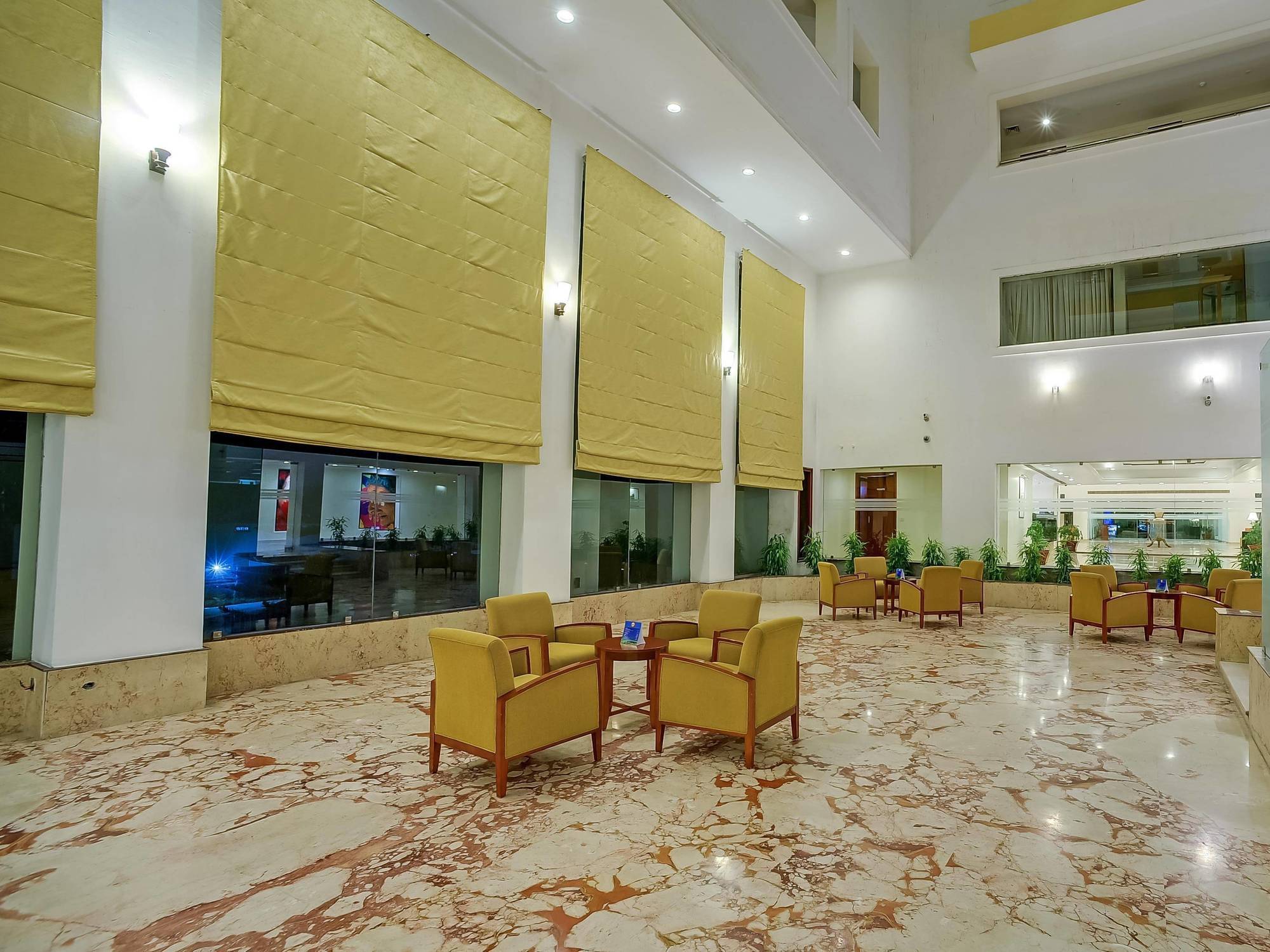 Hotel Royal Sarovar Portico Siliguri Zewnętrze zdjęcie